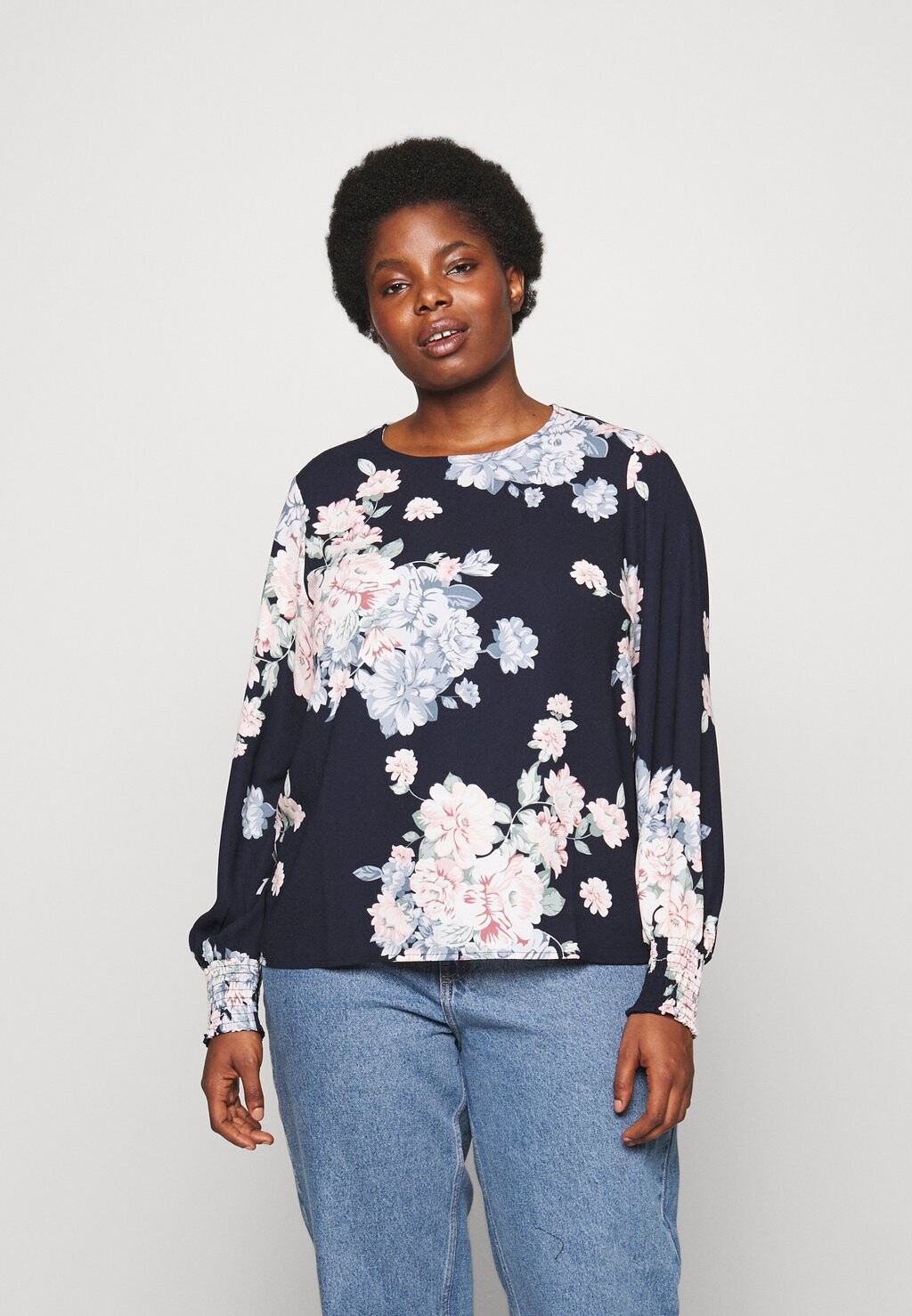 

Блузка Vero Moda