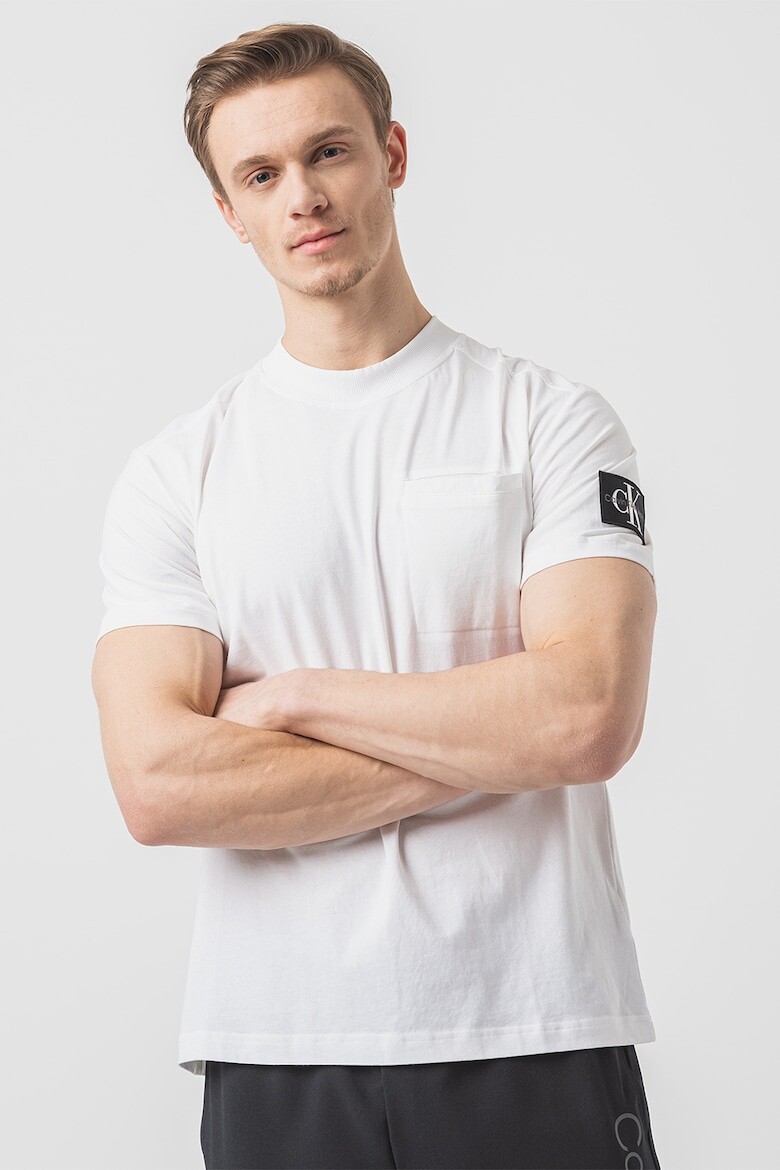 

Футболка с овальным вырезом Calvin Klein Jeans, черный