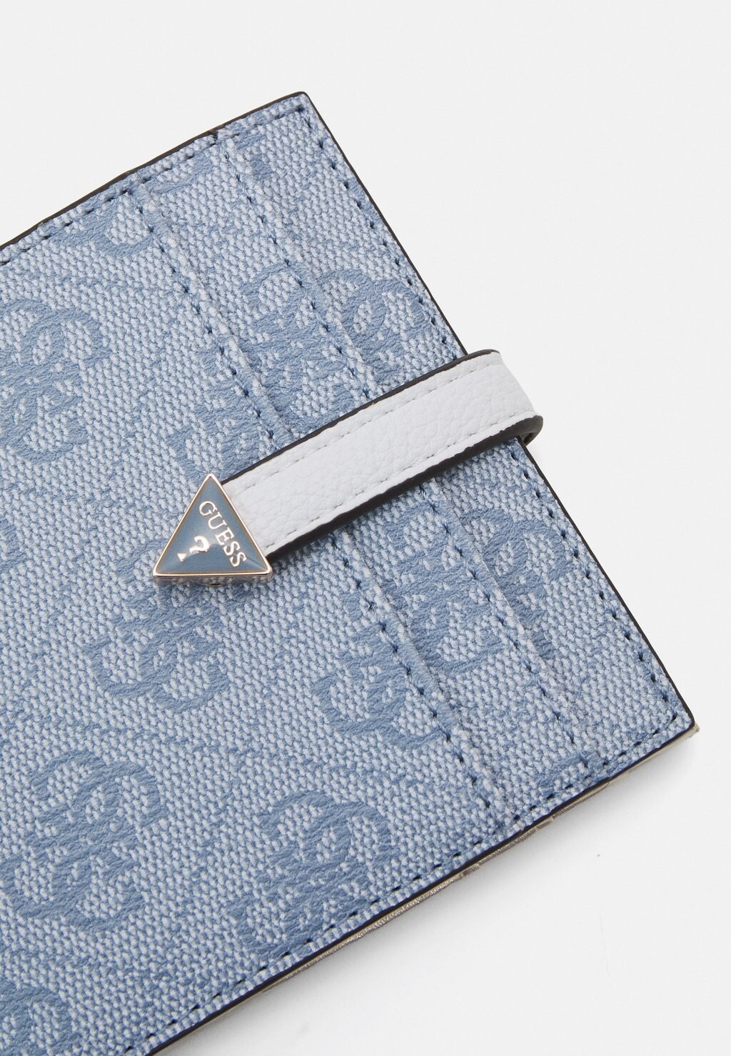 

Визитница Laurel Tab Card Case Guess, светло-голубая