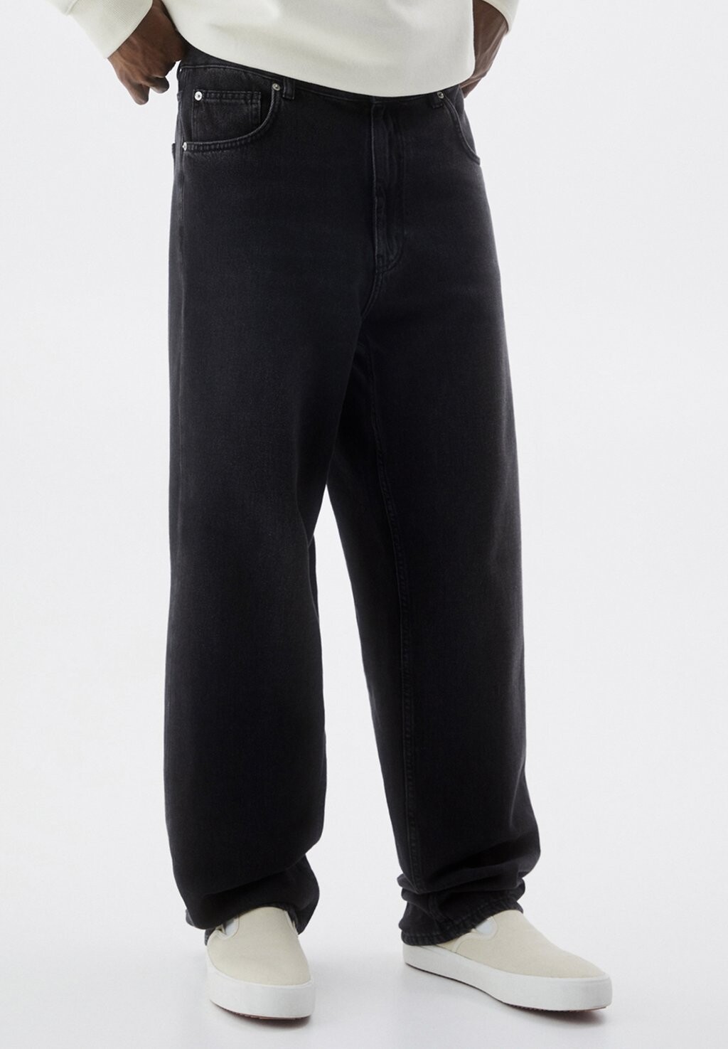 

Джинсы прямого кроя PULL&BEAR