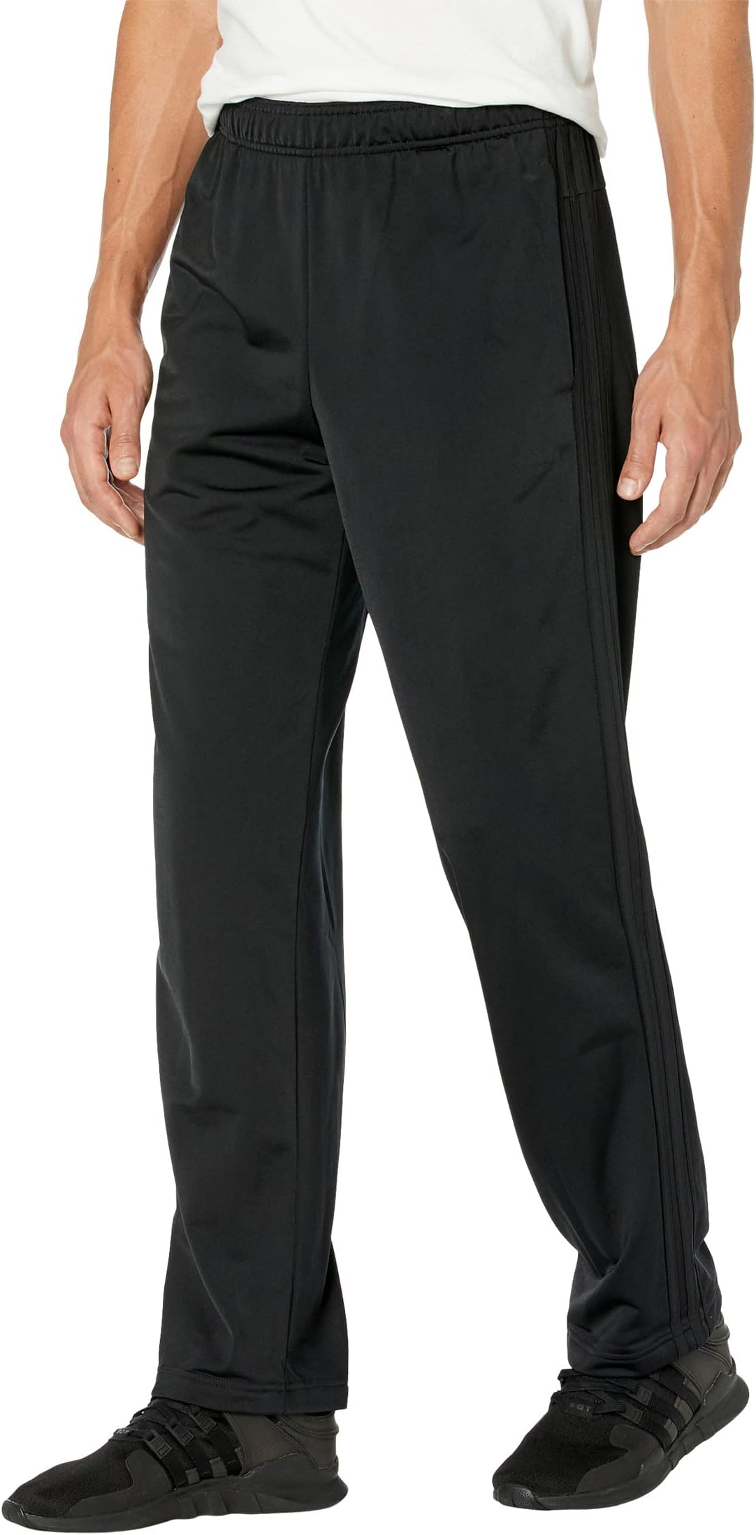цена Трикотажные брюки с открытым подолом Essentials с 3 полосками adidas, цвет Black/Black 1