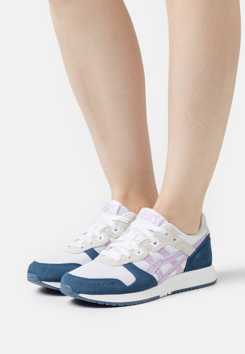

Кроссовки ASICS SportStyle Lyte Classic, техник белый / сиреневый