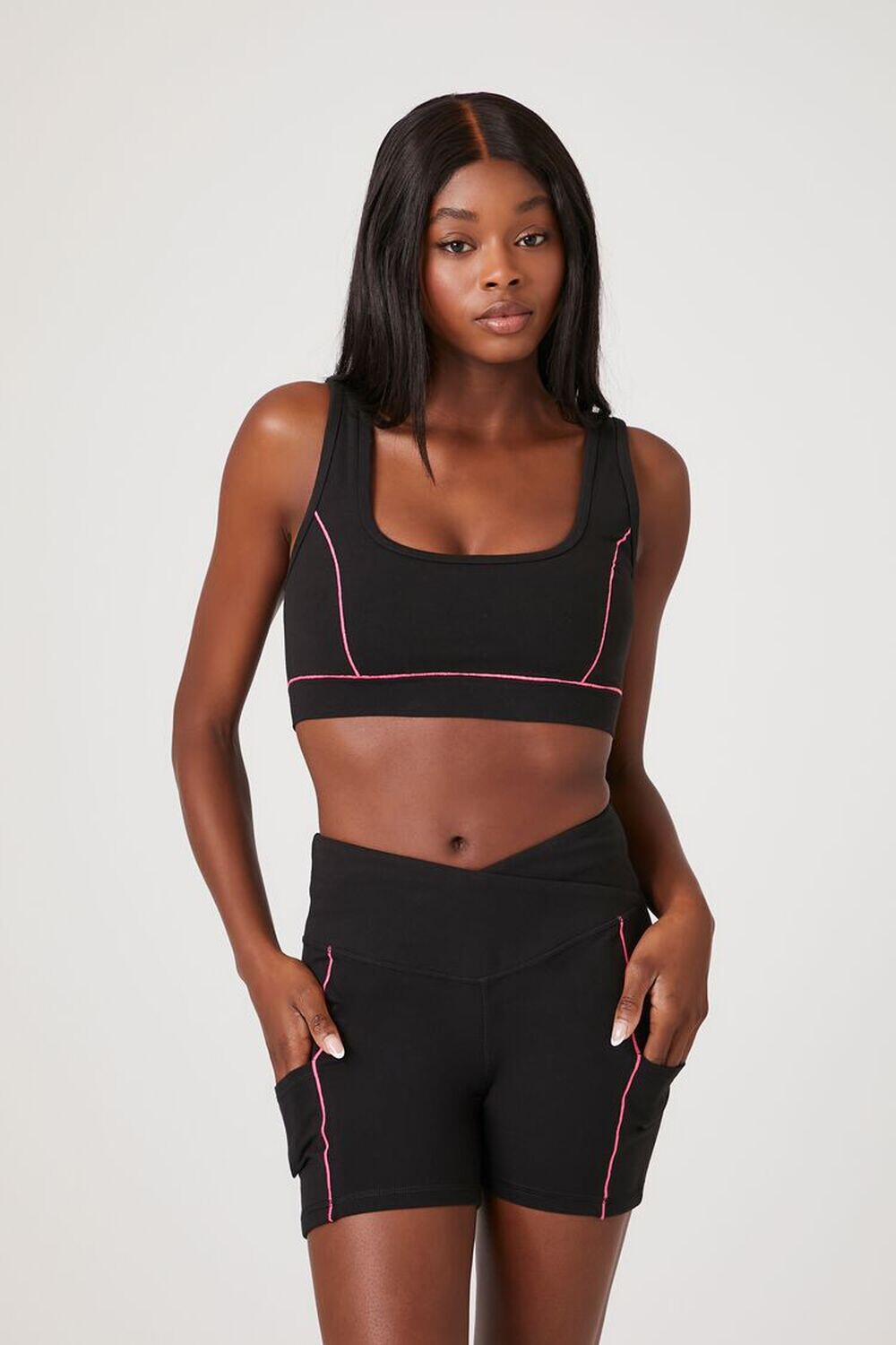 

Байкерские шорты Active с контрастными швами Forever 21, черный