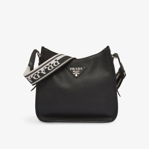 

Сумка-хобо из зернистой кожи Prada, черный