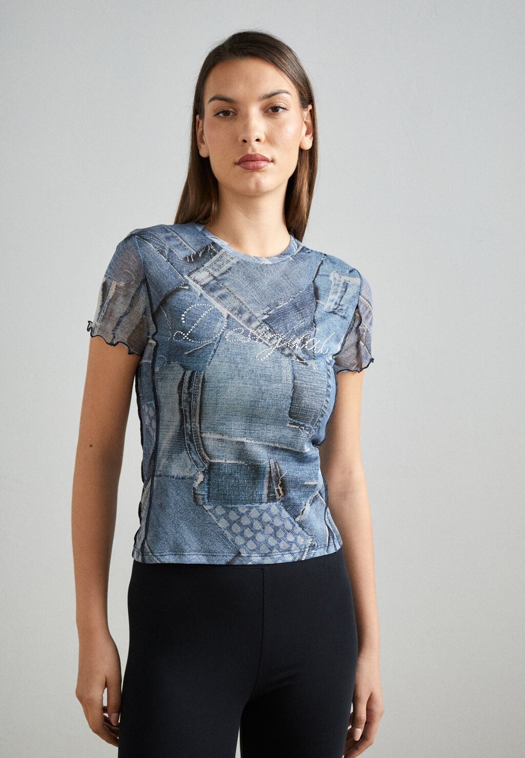 

Футболка с принтом Desigual