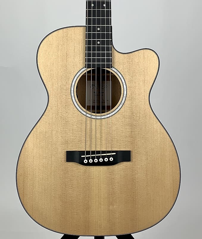 цена Акустическая гитара Martin 000CJR-10E - Natural