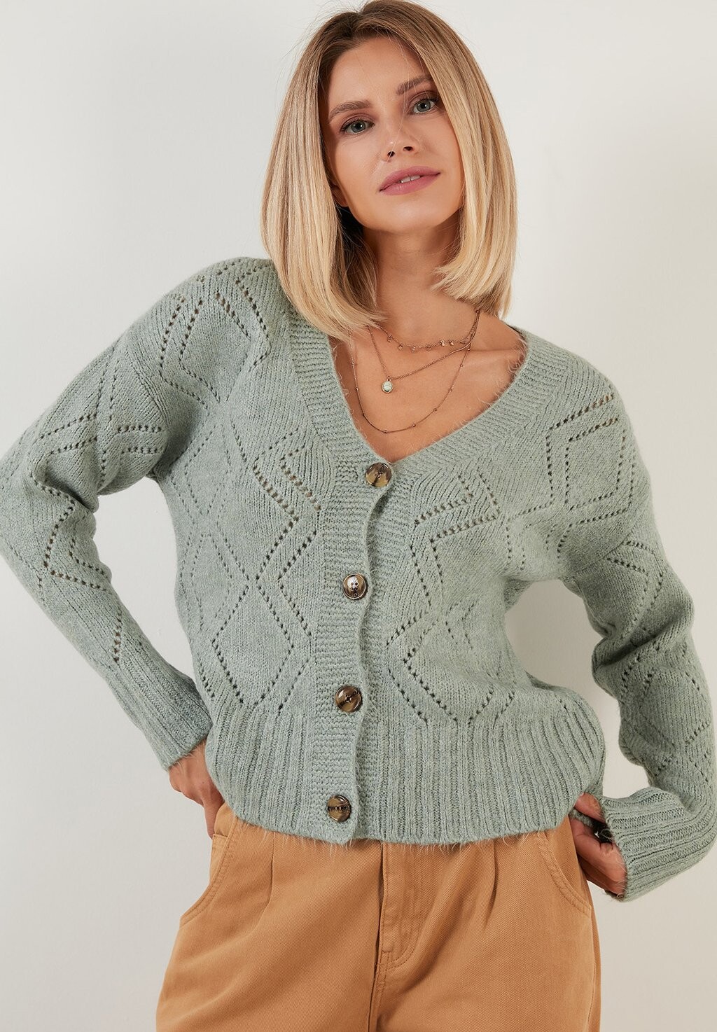 

Кардиган LELA