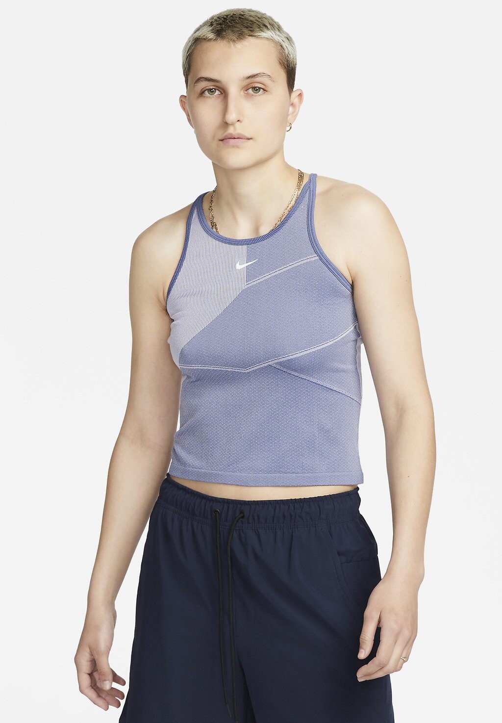 

Топ Nike