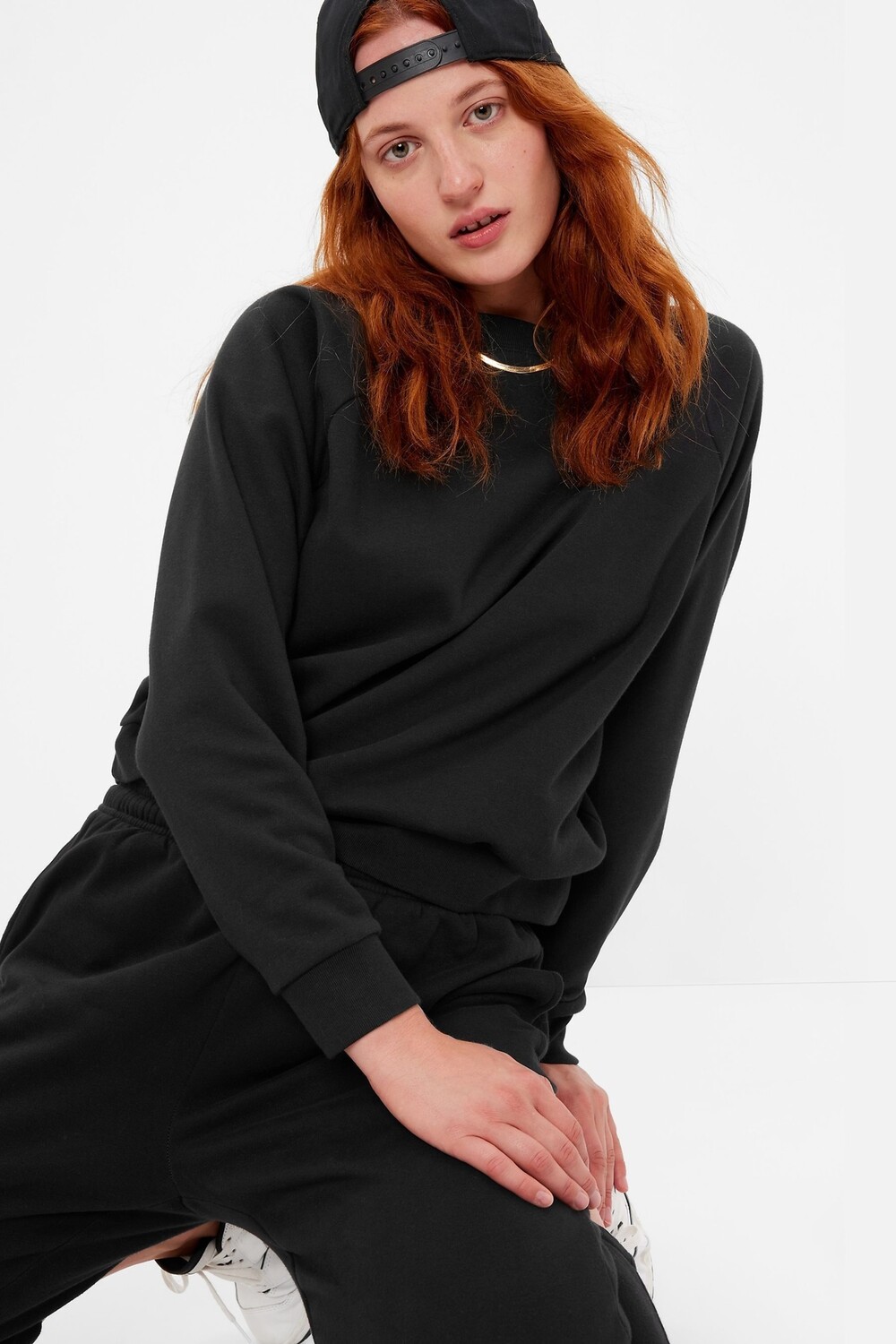 

Толстовка с круглым вырезом Gap, черный