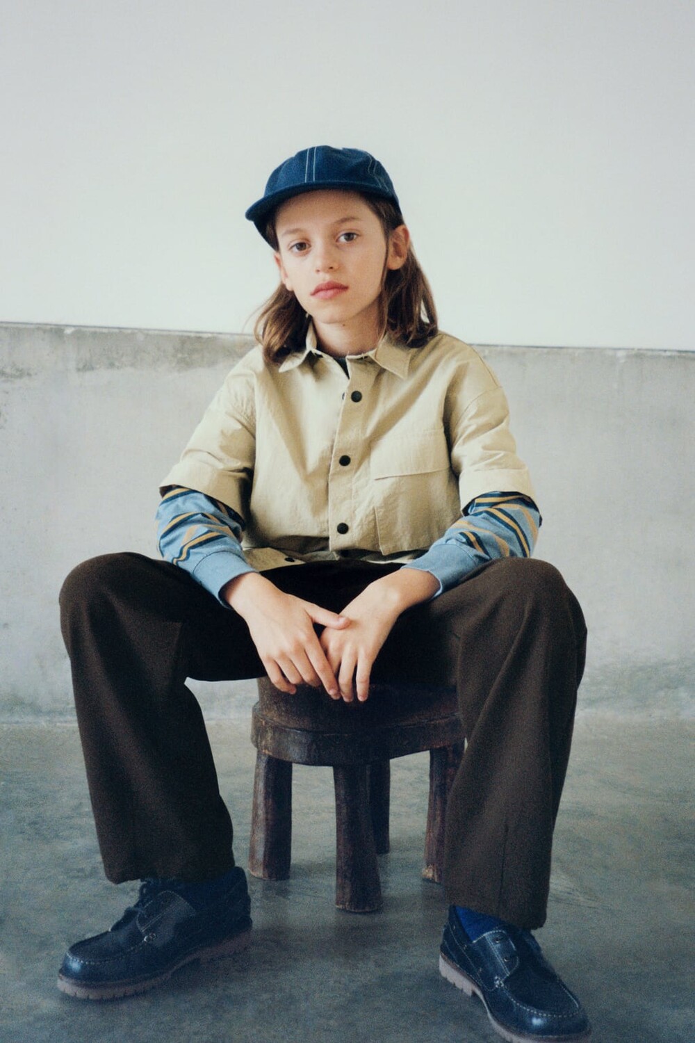 

Рубашка из нейлона с карманом ZARA, бежевый