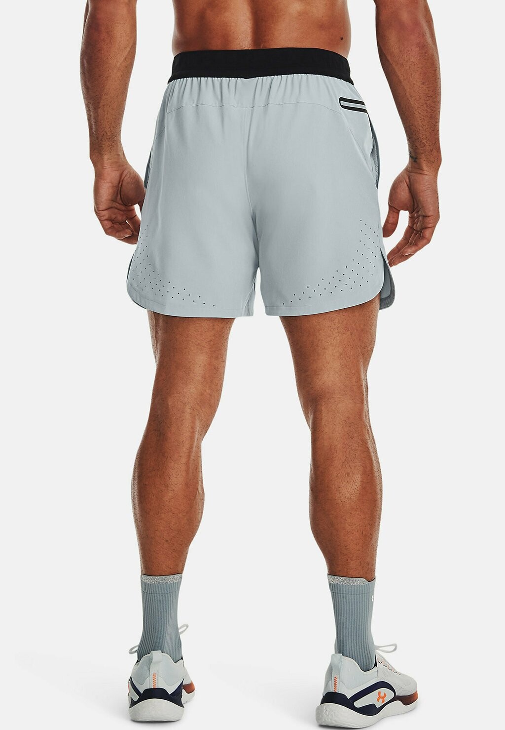 

Спортивные шорты Under Armour