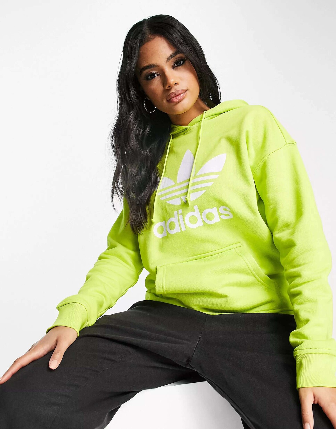 

Лаймовое худи с большим логотипом adidas Originals