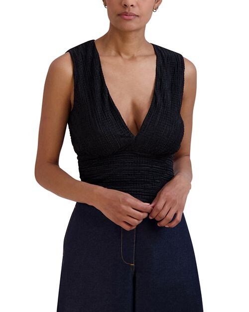 

Вязаный топ без рукавов с глубоким вырезом BCBGMAXAZRIA, цвет Black