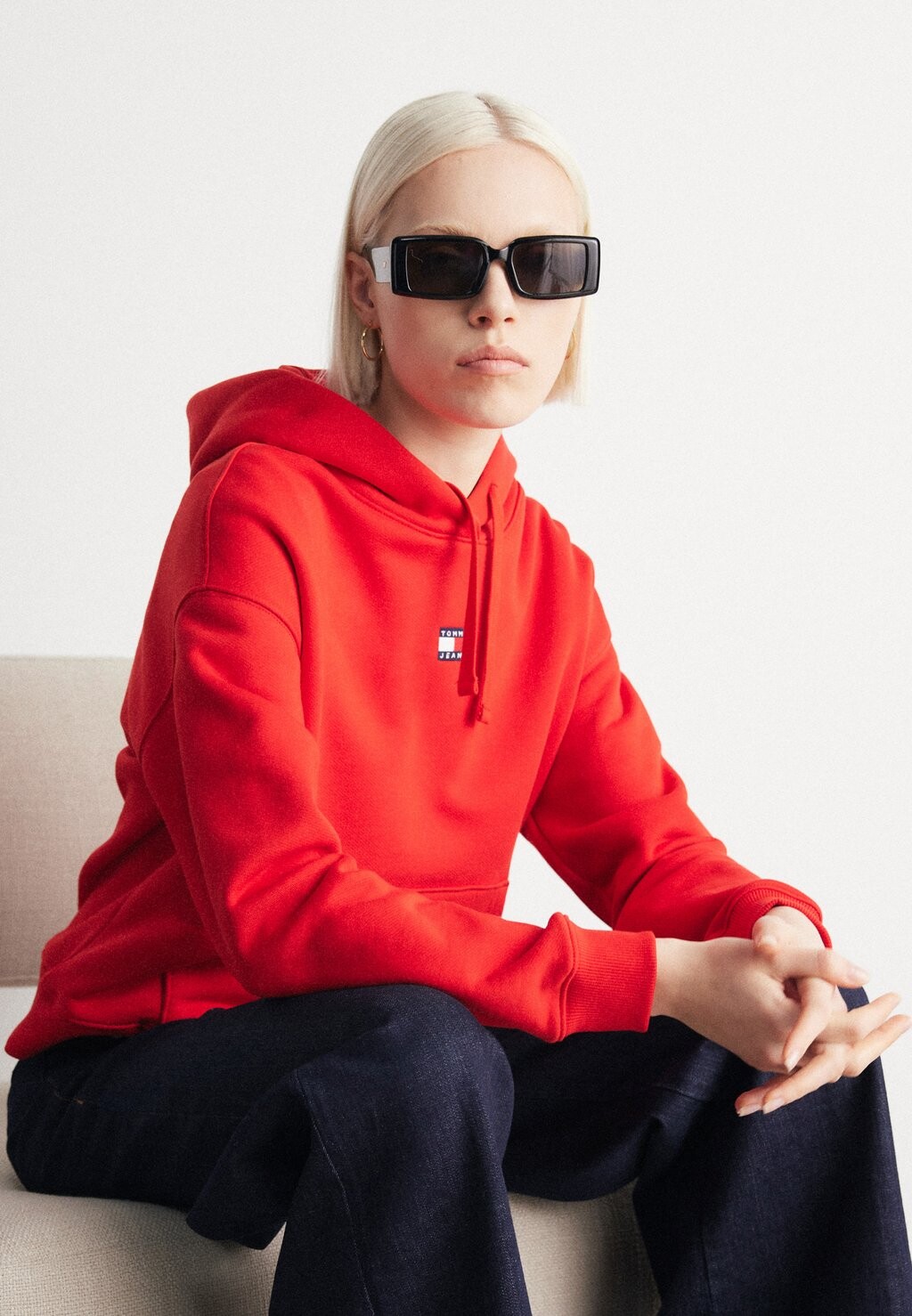 

Толстовка с капюшоном Tommy Jeans, красный