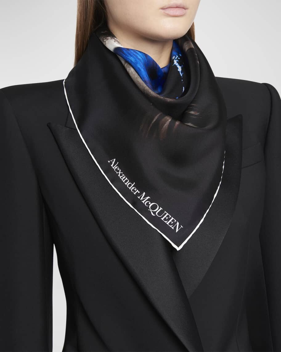 

Шелковый квадратный шарф Iris Alexander McQueen