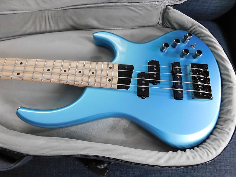 Басс гитара 2023 MTD Kingston Series Lynn Keller LK4 Lake Placid Blue Brand New Bundle W/MTD Gig Bag !