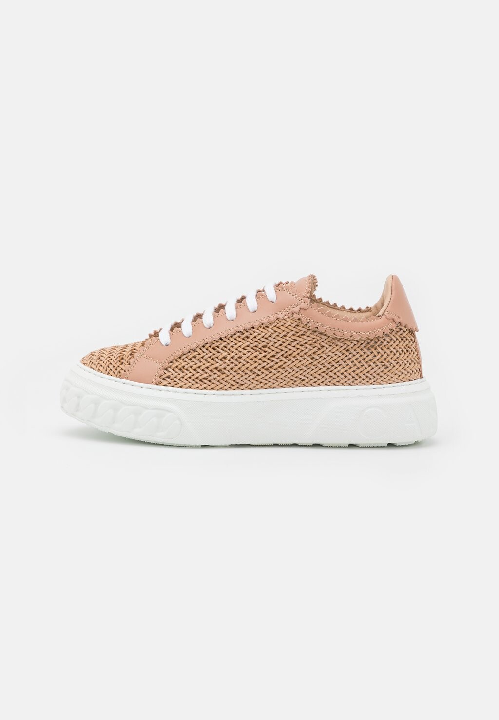 

Кроссовки низкие Casadei, цвет dafne