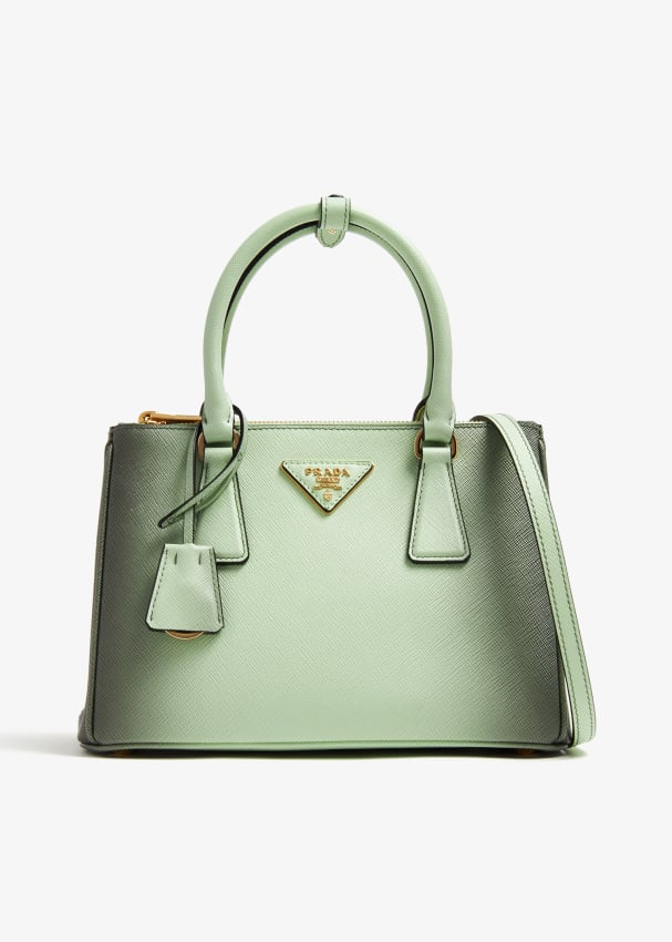 Сумка Prada Galleria Ombré Small Leather, зеленый