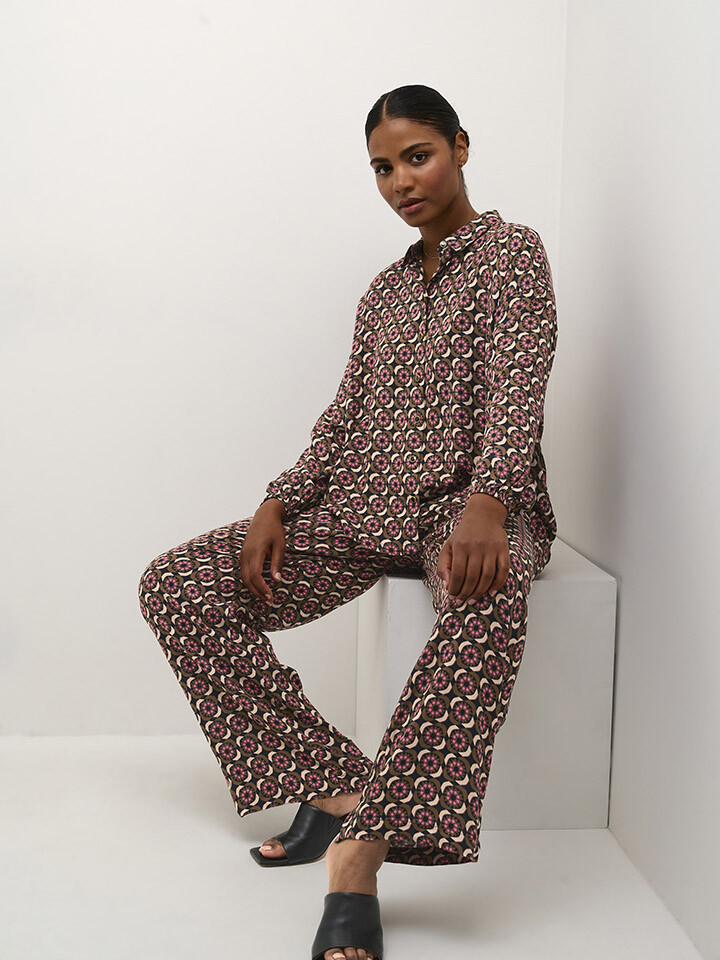 

Брюки Kaffe Hose Marta, цвет Braun/Pink