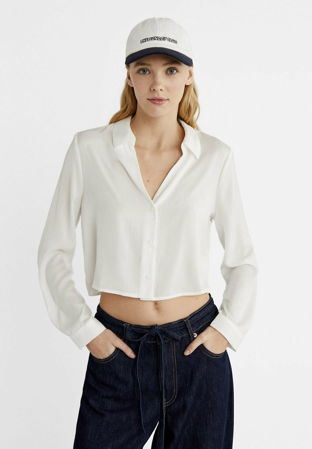 

Блузка-рубашка Stradivarius, цвет white