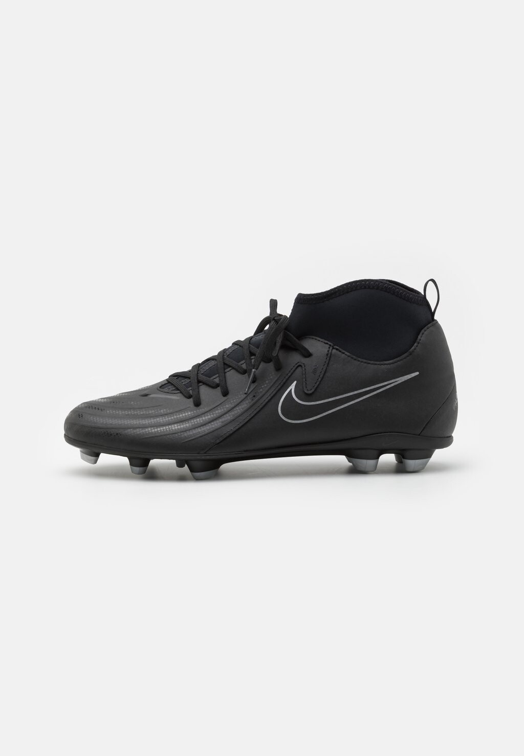 

бутсы с шипами Phantom Luna Club Fg/Mg Nike, черный