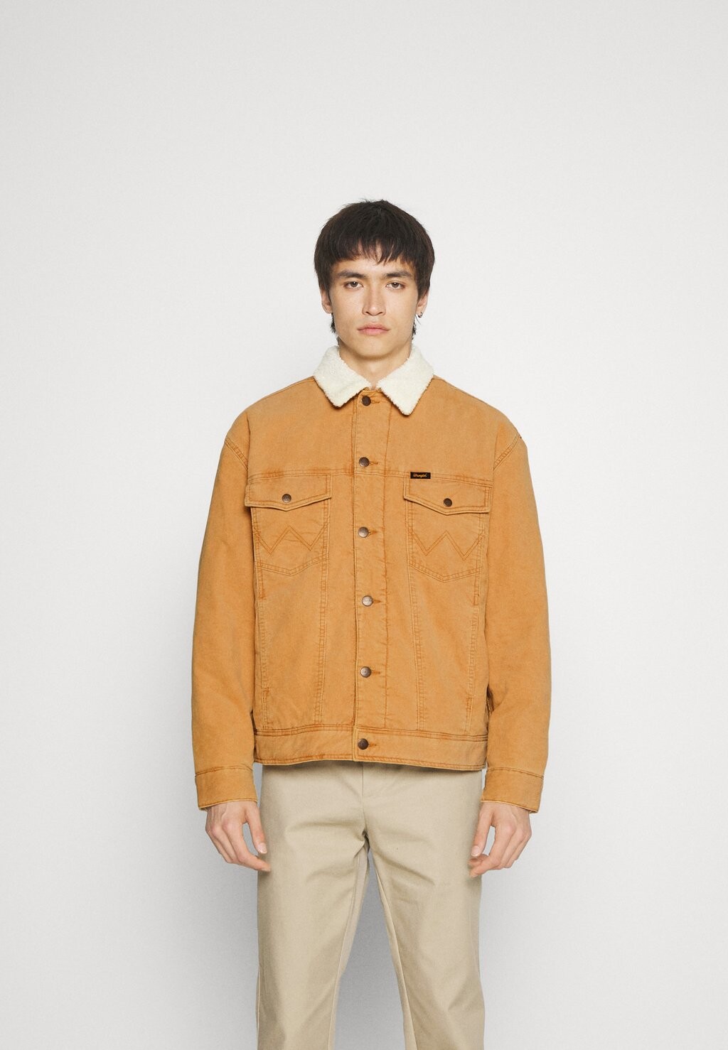 

Куртка зимняя Antifit Sherpa Wrangler, цвет leather brown​