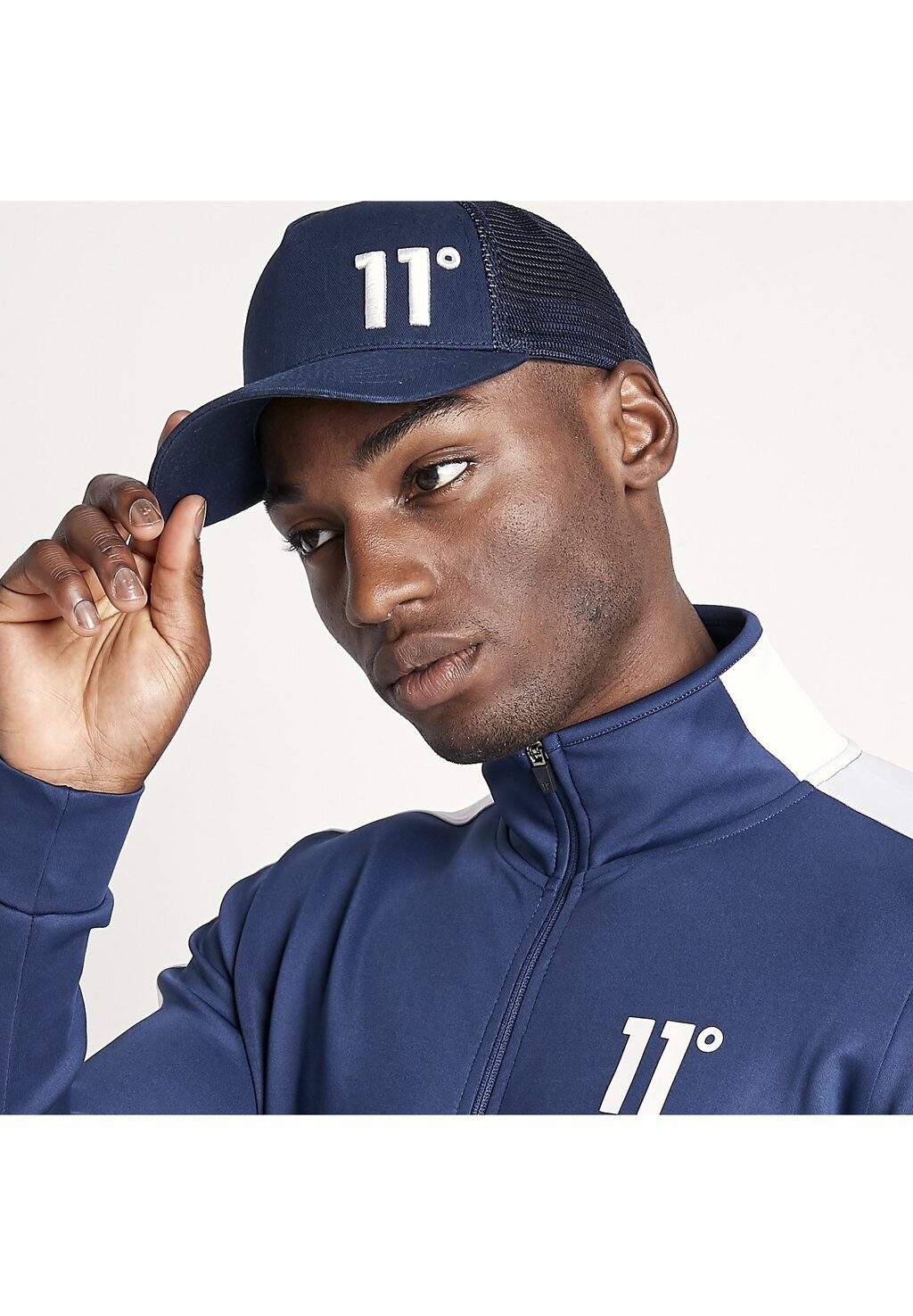 

Кепка TRUCKER CAP HIGH BUILD LOGO 11 DEGREES, темно-синий