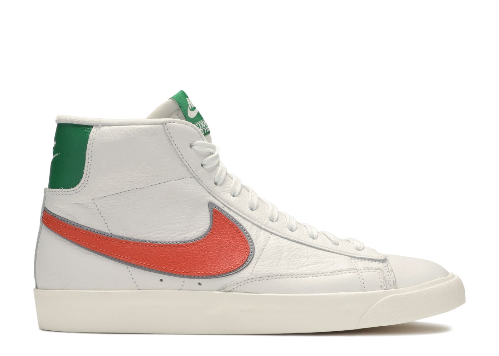 Кроссовки Nike Stranger Things X Blazer Mid 'Hawkins High', белый