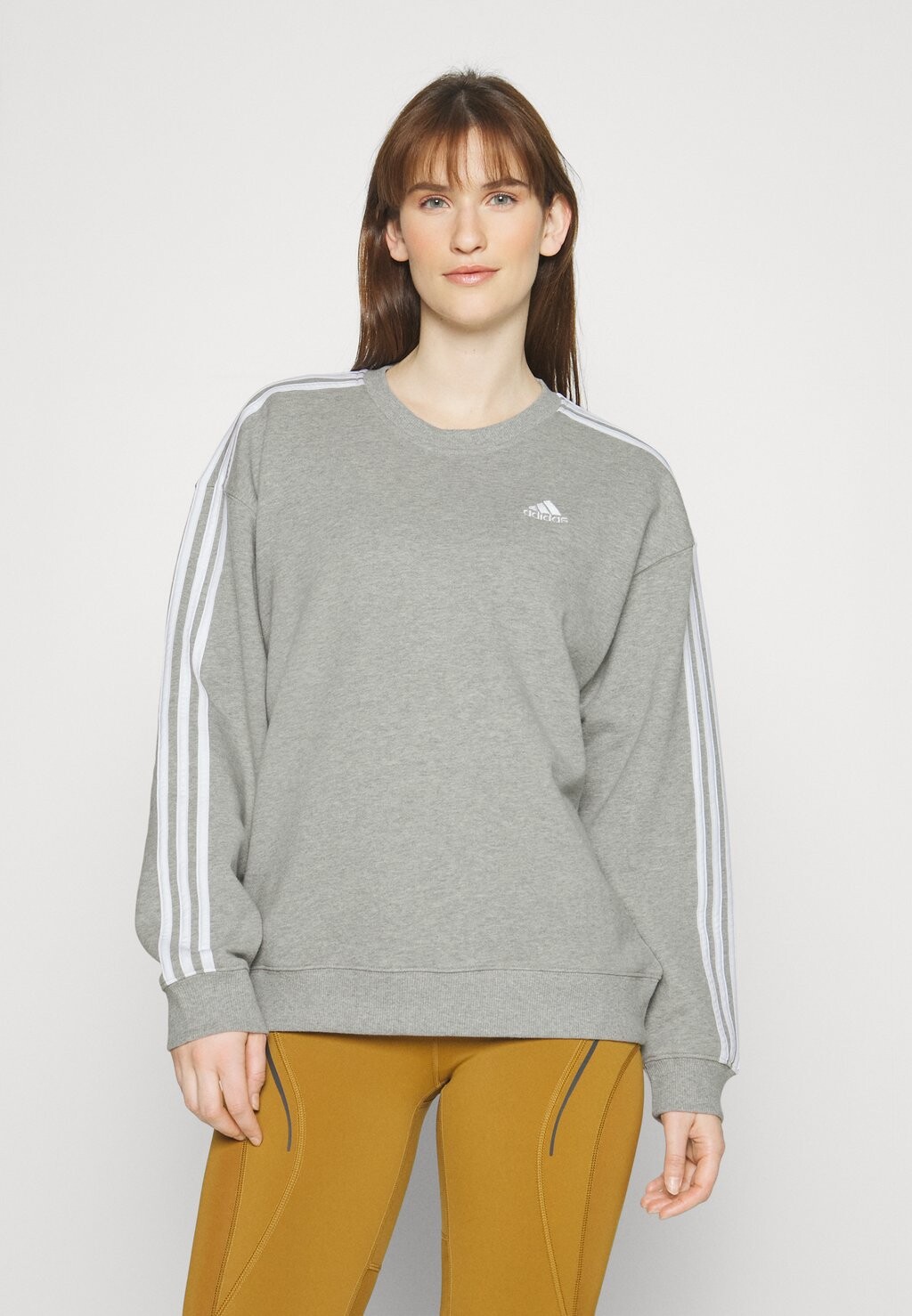 

Толстовка Adidas