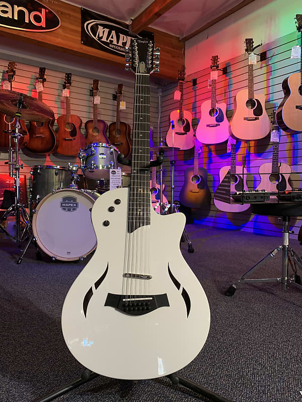 Акустическая гитара Taylor Limited Edition T5z-12 Classic Deluxe 2023 - Arctic White
