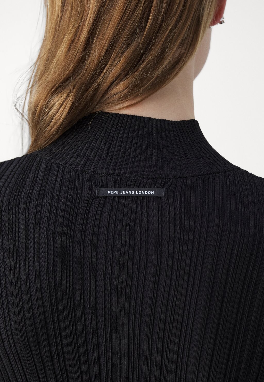 

Платье-свитер Faith Dress Pepe Jeans, черное
