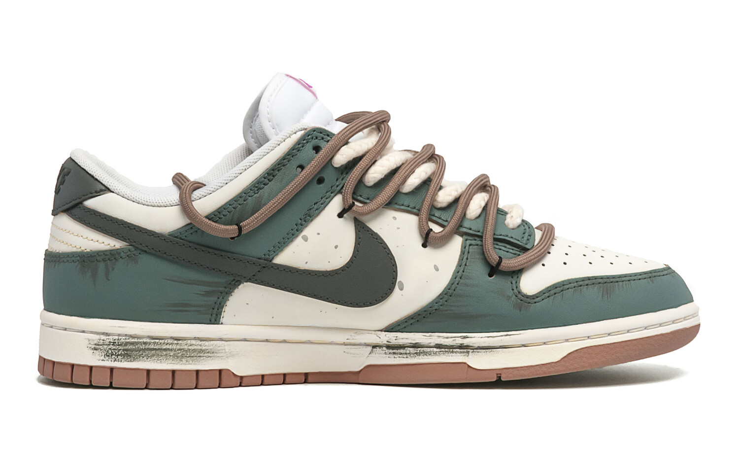 

Женские кроссовки для скейтбординга Nike Dunk