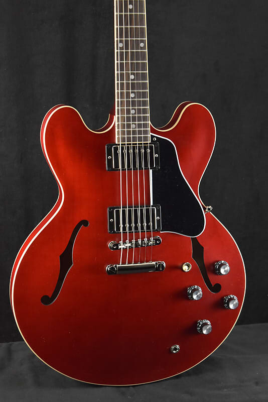 

Электрогитара Gibson ES-335 Satin Cherry