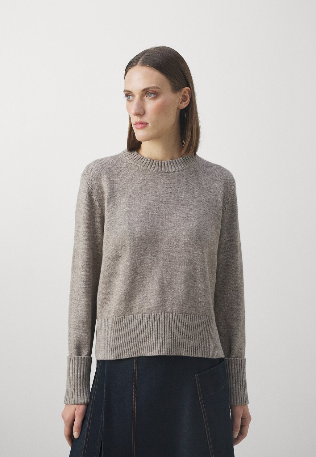 

Свитер FTC Cashmere, лесной орех