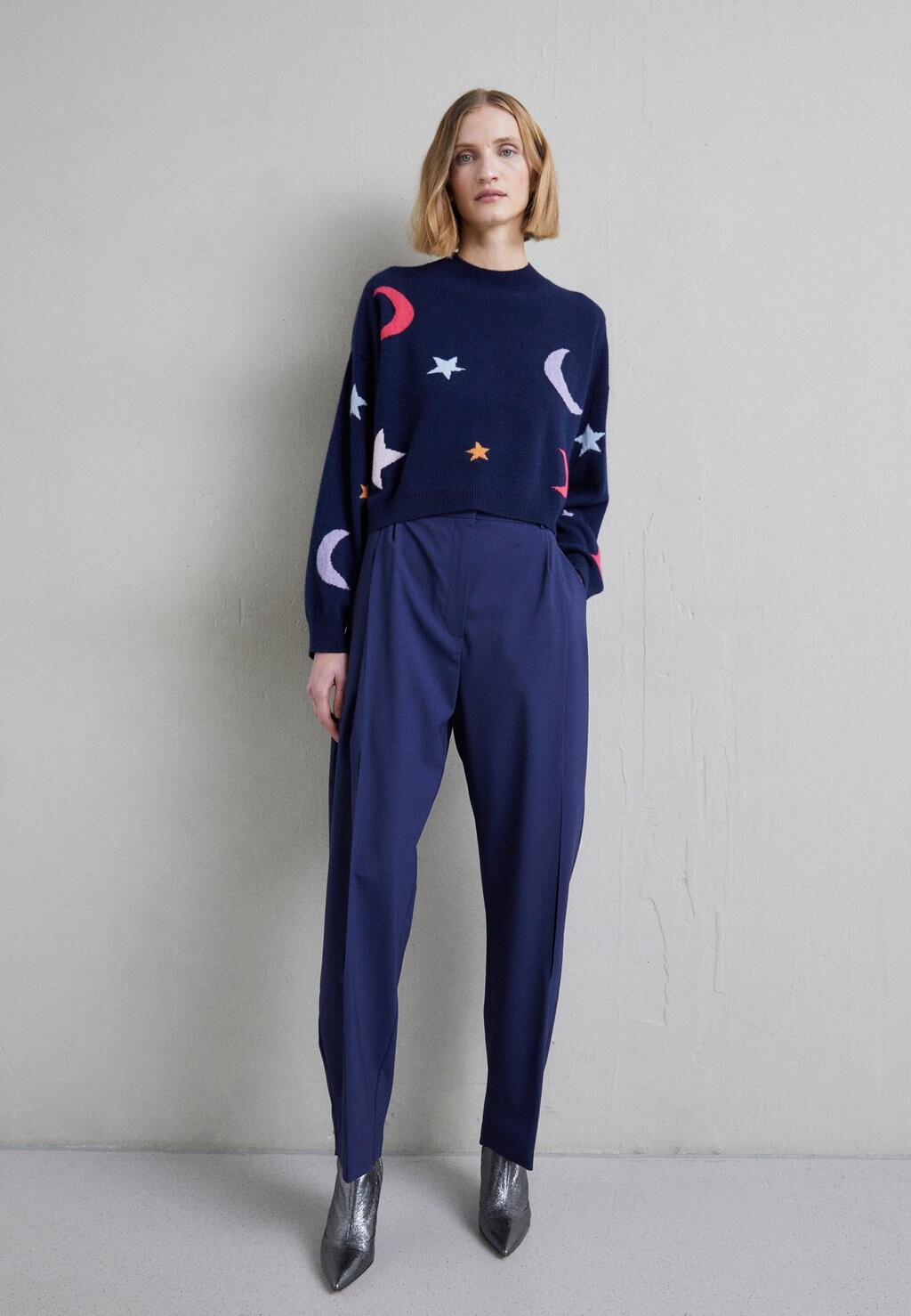

Свитер Cashmere Night Sky Crew KNITID, цвет marina blue/multicolor