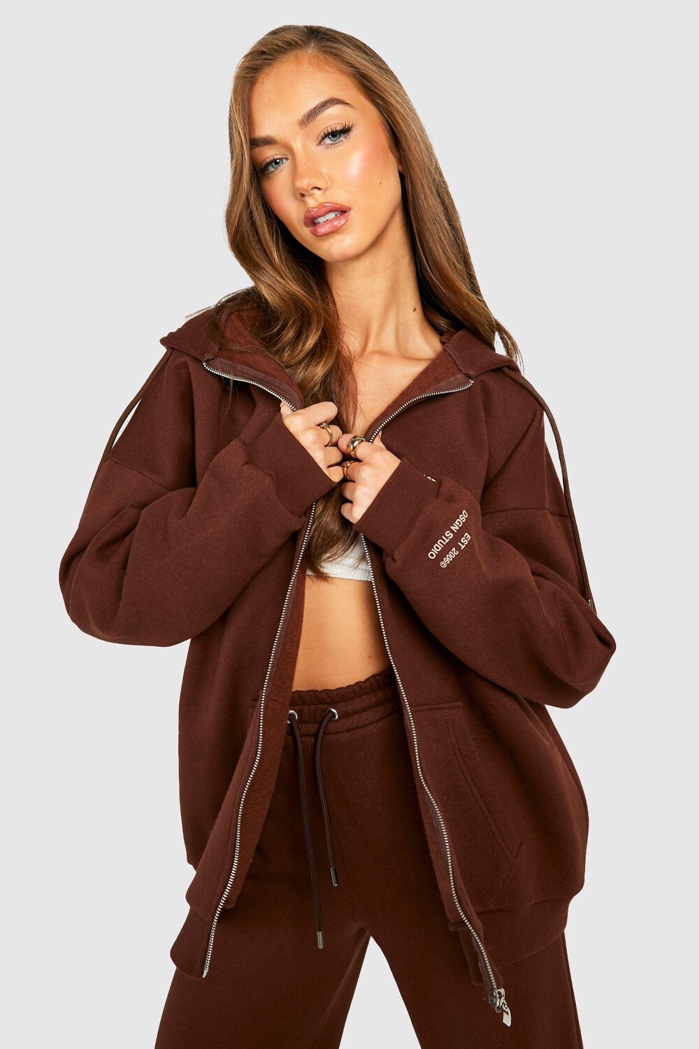 

Оверсайз-худи премиум текст на молнии Boohoo, шоколадный