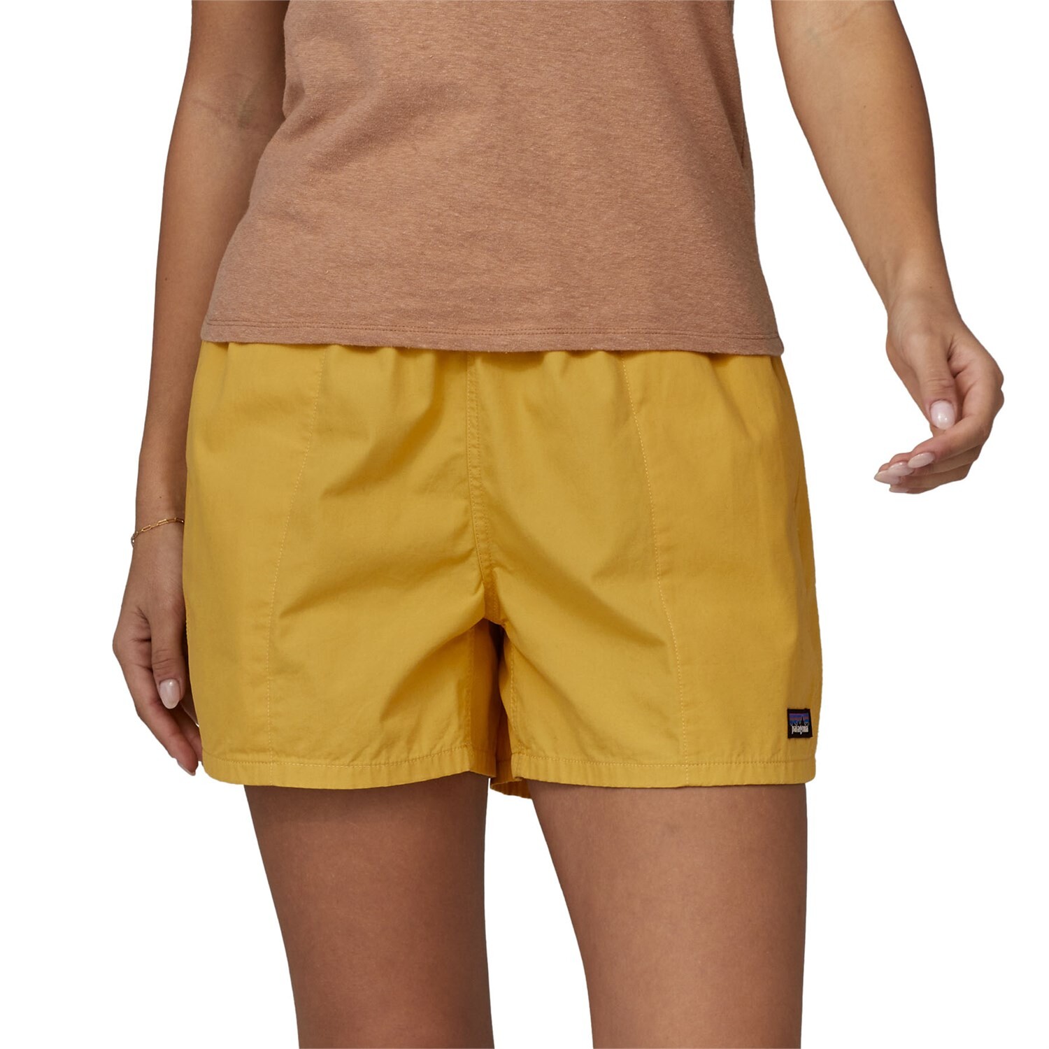 

Шорты Patagonia Funhoggers, цвет Surfboard Yellow