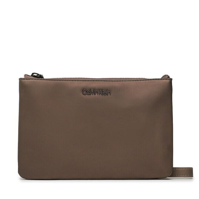 

Сумка Calvin Klein CkMust Dbl, коричневый
