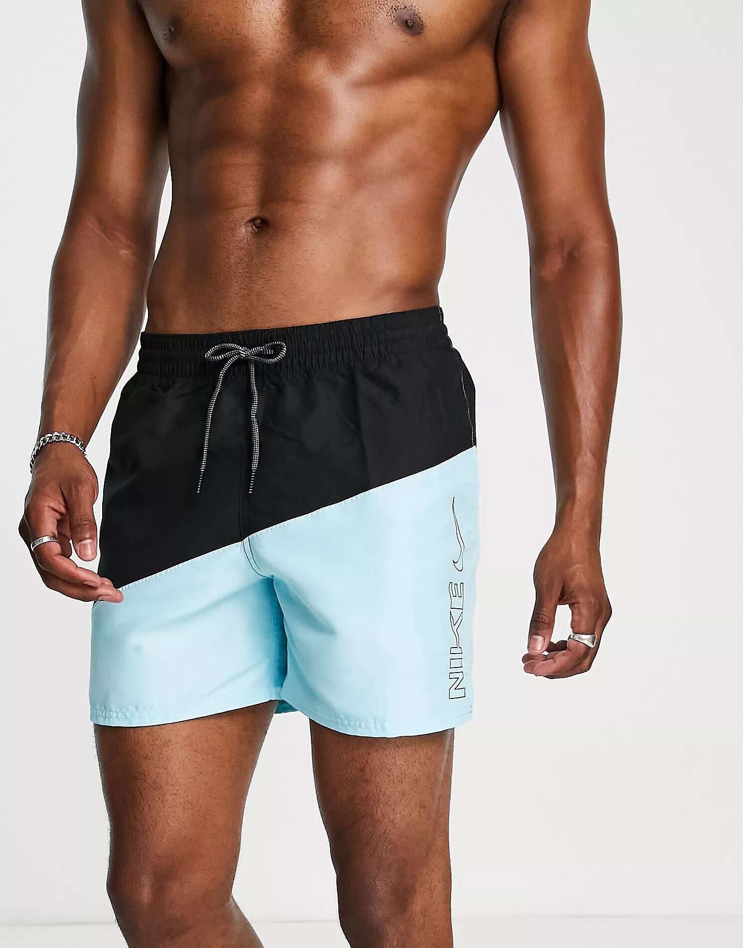 цена Черно-синие шорты для плавания с цветными блоками диагональю 5 дюймов Nike Swim Icon Nike