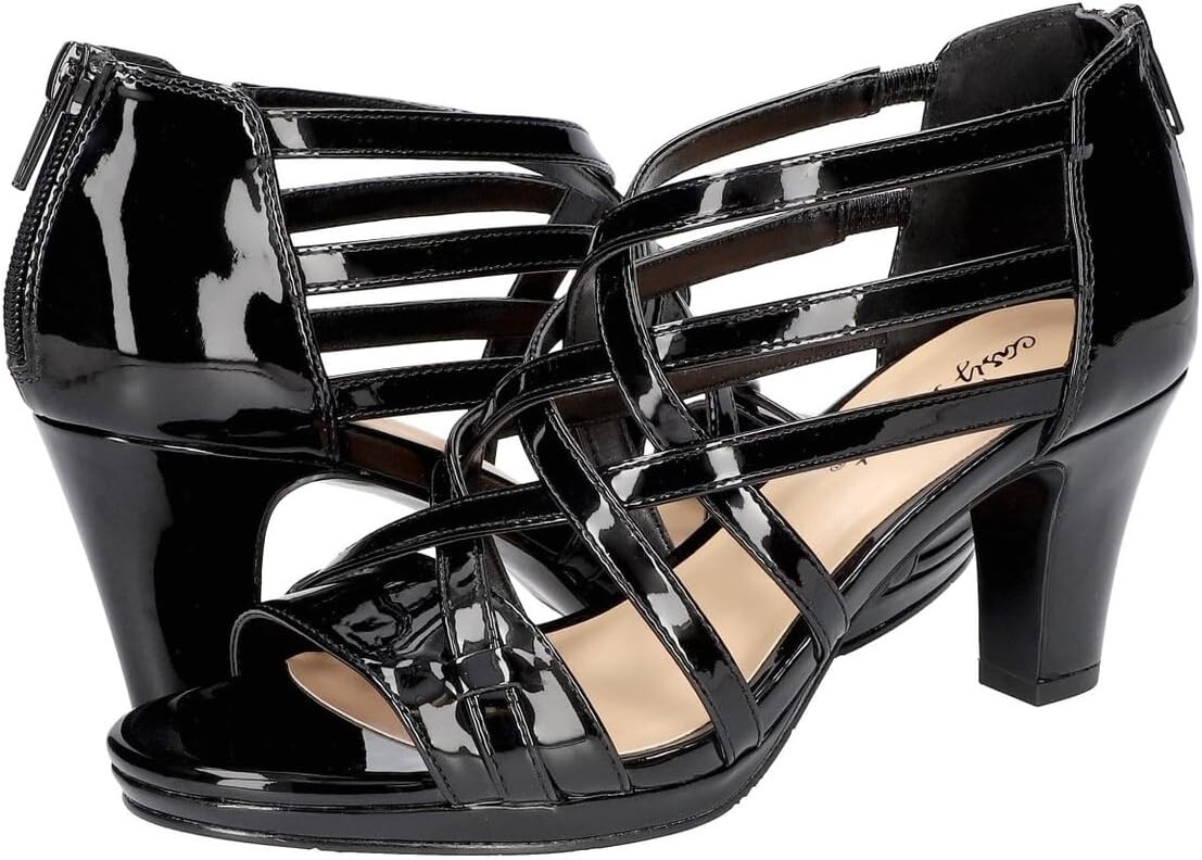 

Босоножки Bee Easy Street, цвет Black Patent