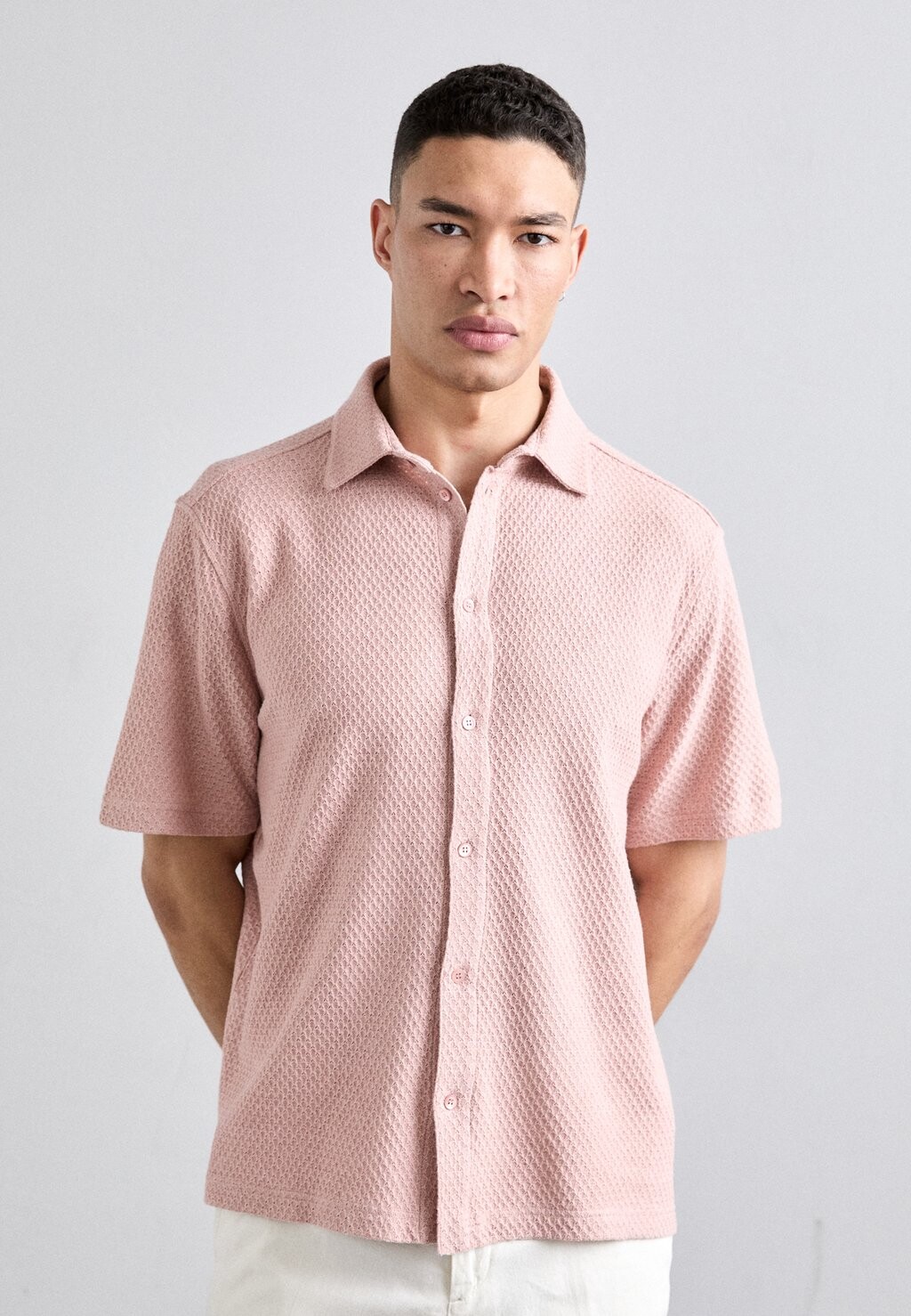 

Рубашка TORPA AIRY STRUCTURE J.LINDEBERG, цвет powder pink