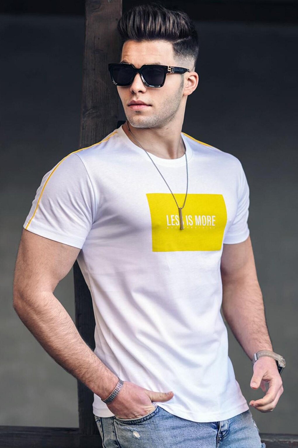 Белая мужская футболка 4981 MADMEXT