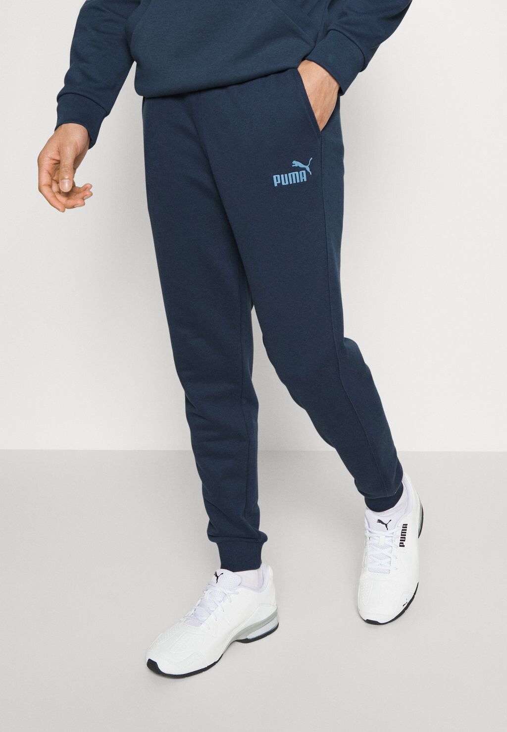 

Спортивные брюки Puma