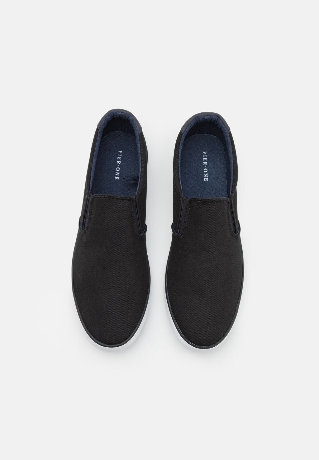 

Низкие кеды Unisex Pier One, черные