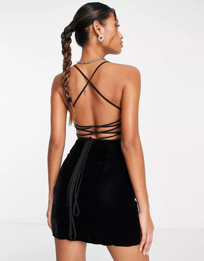 Черное бархатное платье мини с завязками на спине ASOS