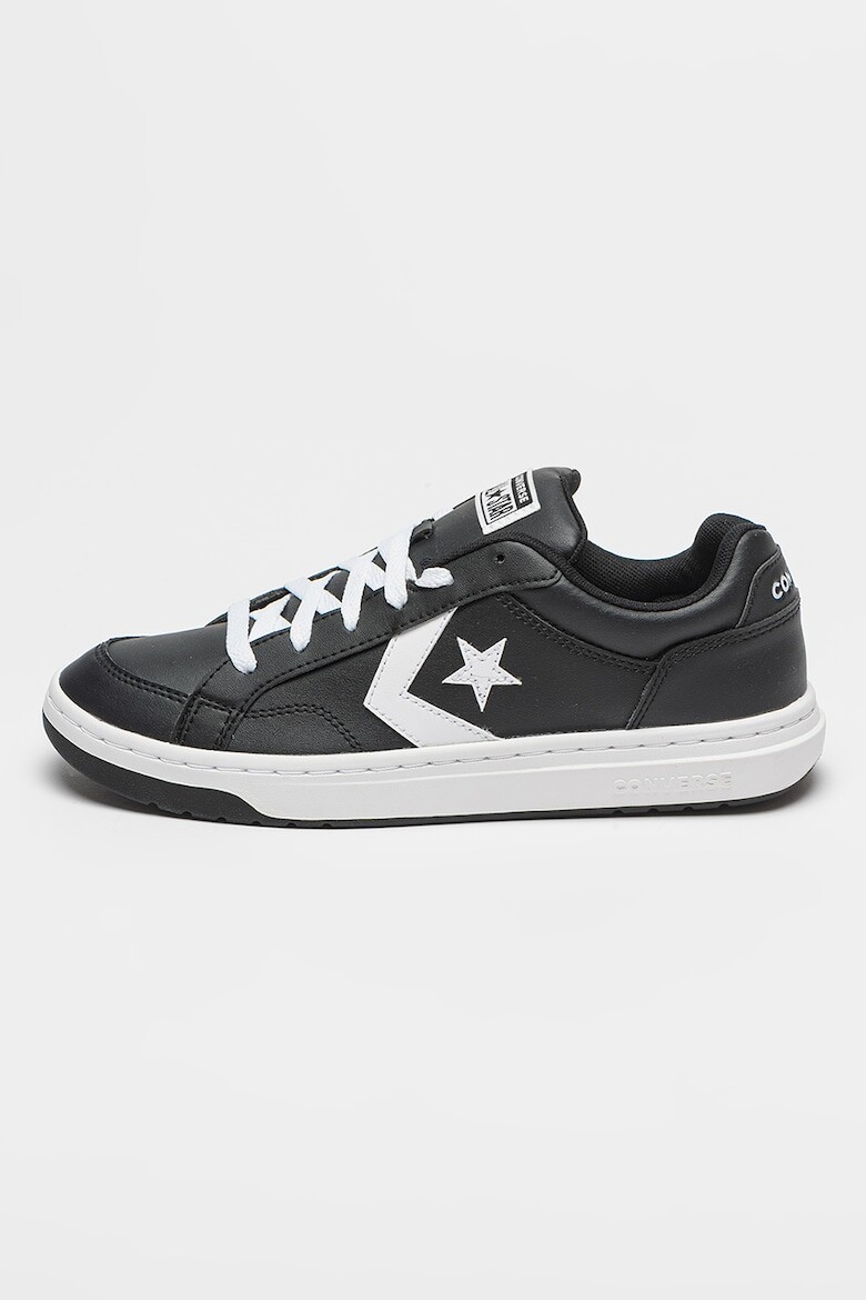 

Кожаные спортивные туфли с вышитым логотипом Converse, черный