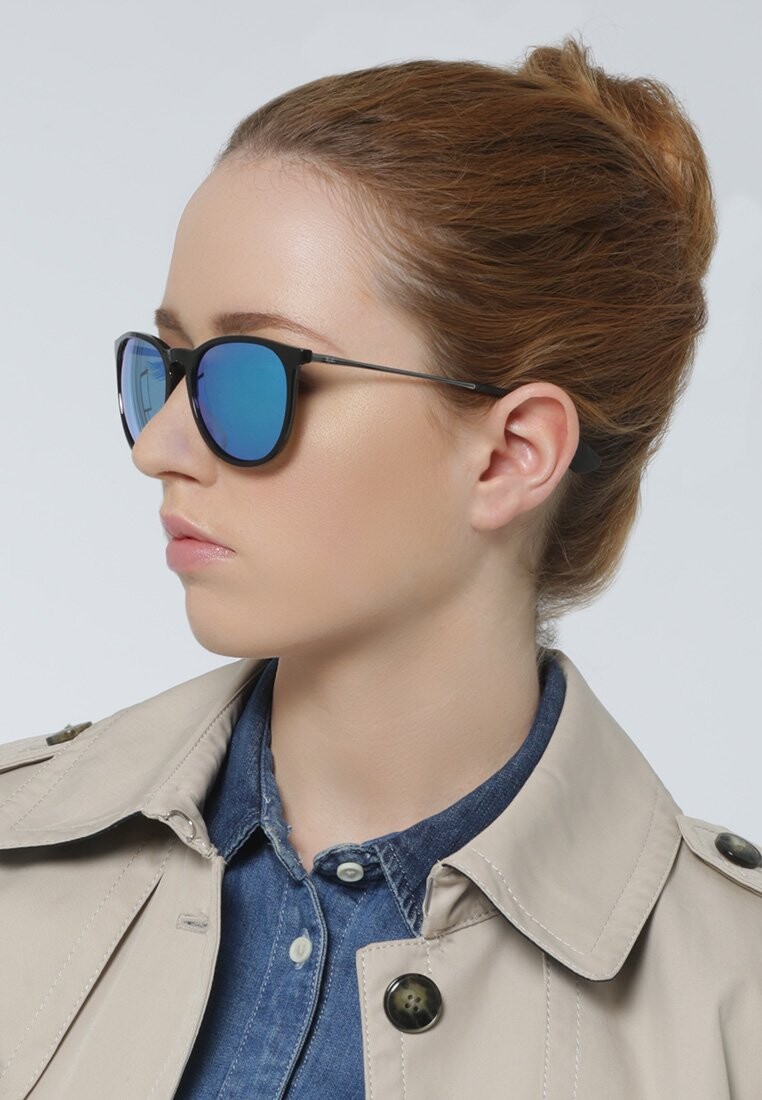 

Солнцезащитные очки Ray-Ban, синий