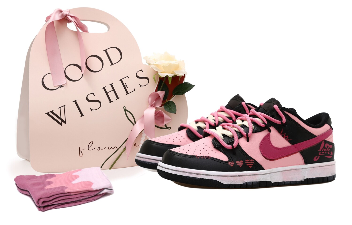 

Женские кроссовки для скейтбординга Nike Dunk
