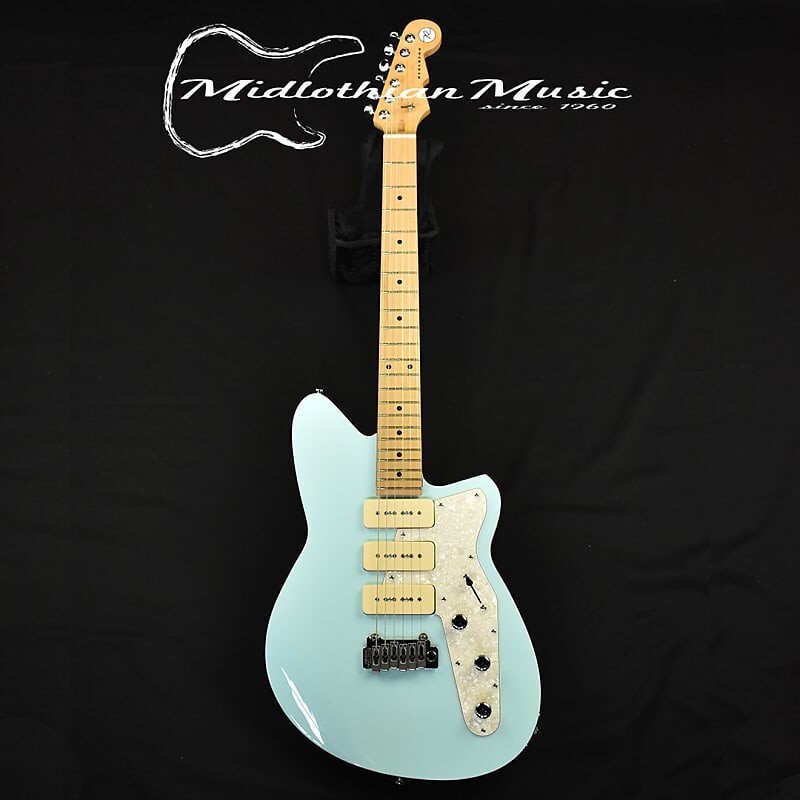 

Электрогитара Reverend Jetstream 390 Electric Guitar - Chronic Blue Finish