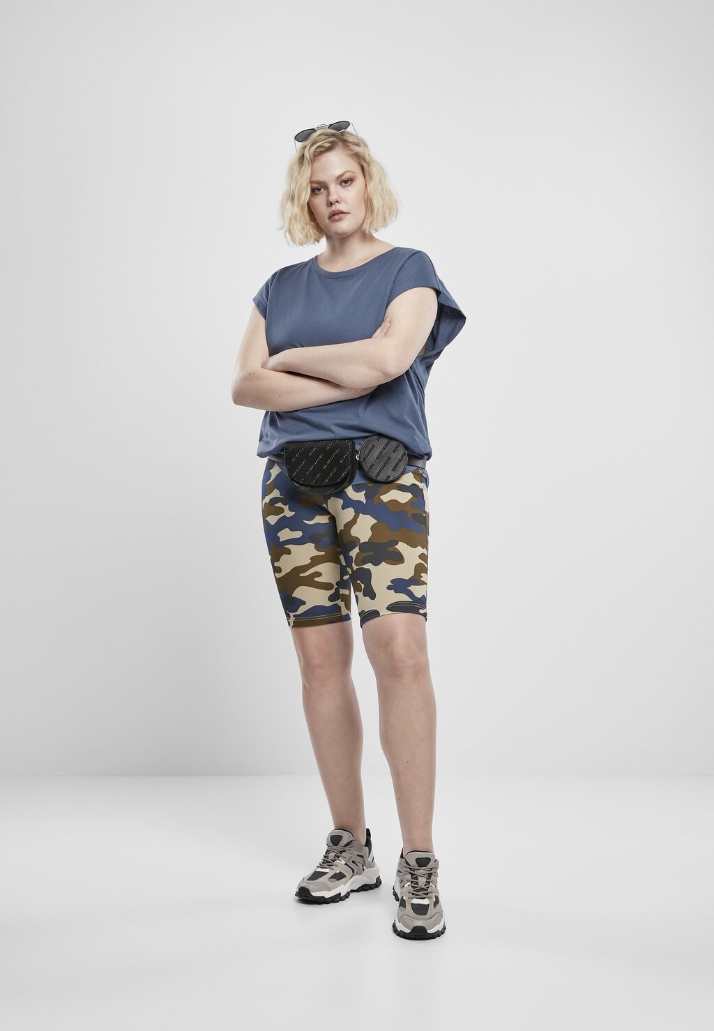 

Базовая футболка Ladies Basic Shaped Tee Urban Classics, цвет vintageblue